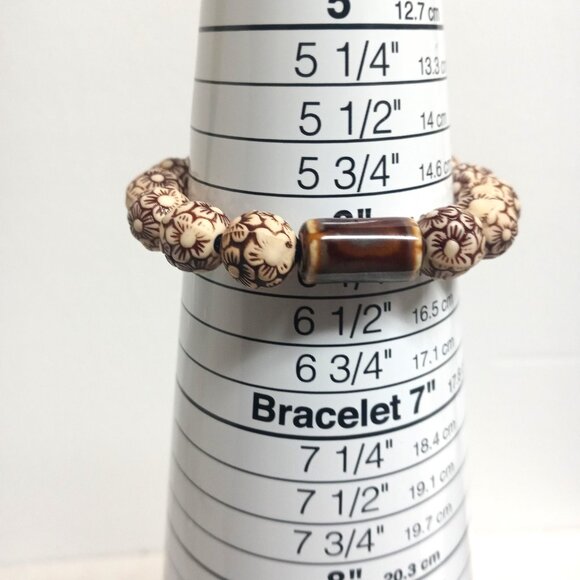 Amber 11mm Round Acrylic Beads and Brown 15 mm Cylindrical Ceramic Bead Bracelet - Picture 6 of 6